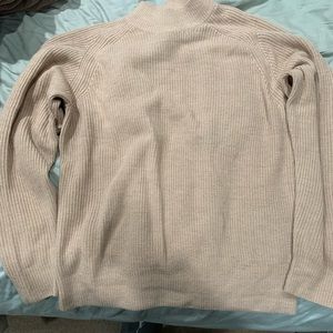 Uniqlo knit turtle kneck sweater size L